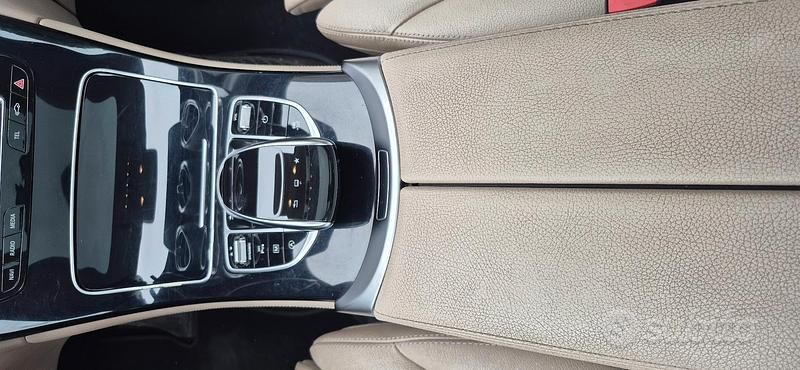 Usata Mercedes GLC220 Premium 170 CV (125 kW) 2016 Nero SUV