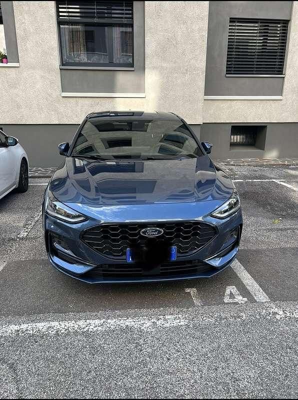 Usata 2023 Ford Focus ST-Line Berlina | 21.000 € (Buon prezzo) - Immagine 1/3