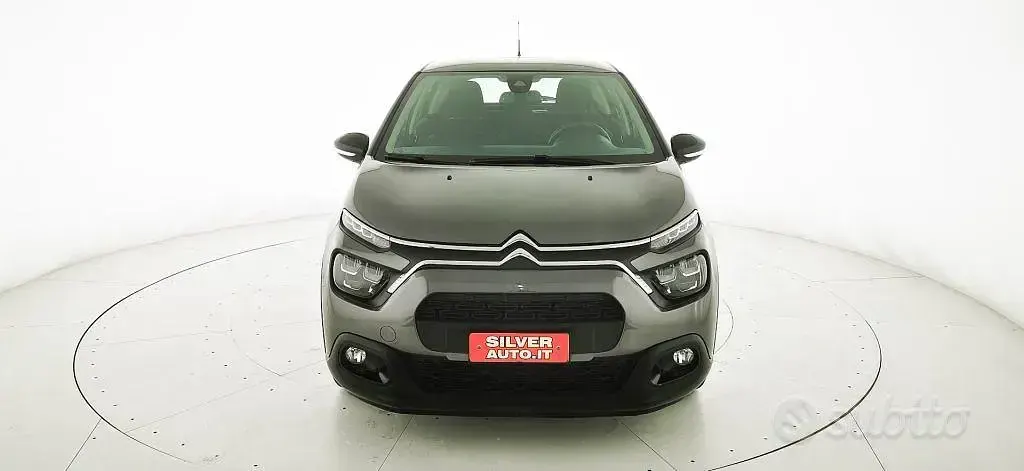 Usata Citroën C3 Shine 102 CV (75 kW) 2021 Grigio metallizzato Utilitaria