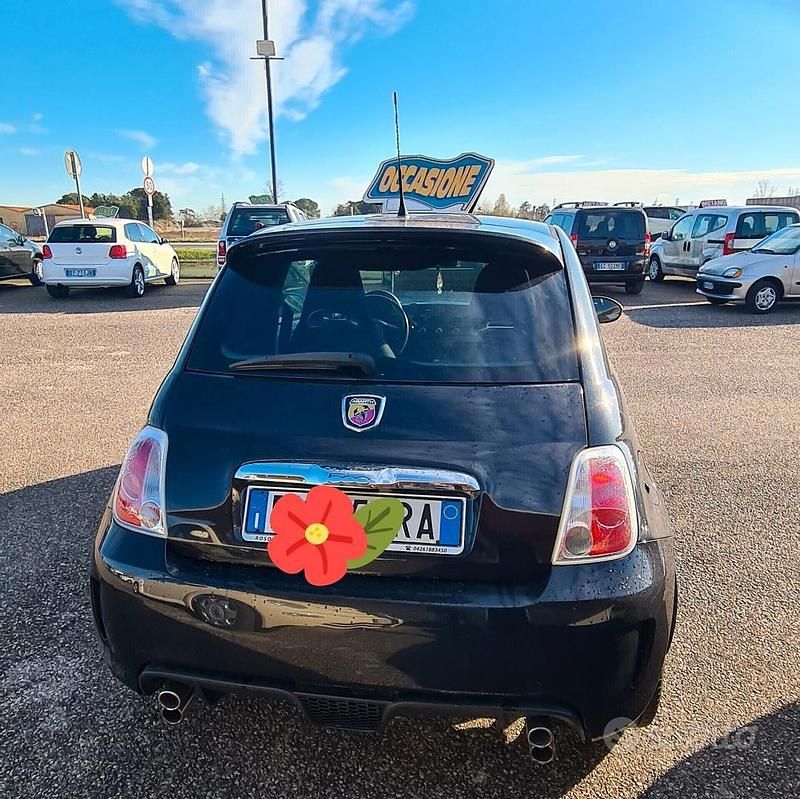 Usata Abarth 500 135 CV (99 kW) 2009 Nero Utilitaria