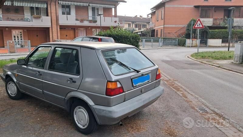 Usata VW Golf II 54 CV (39 kW) 1990 Grigio Utilitaria
