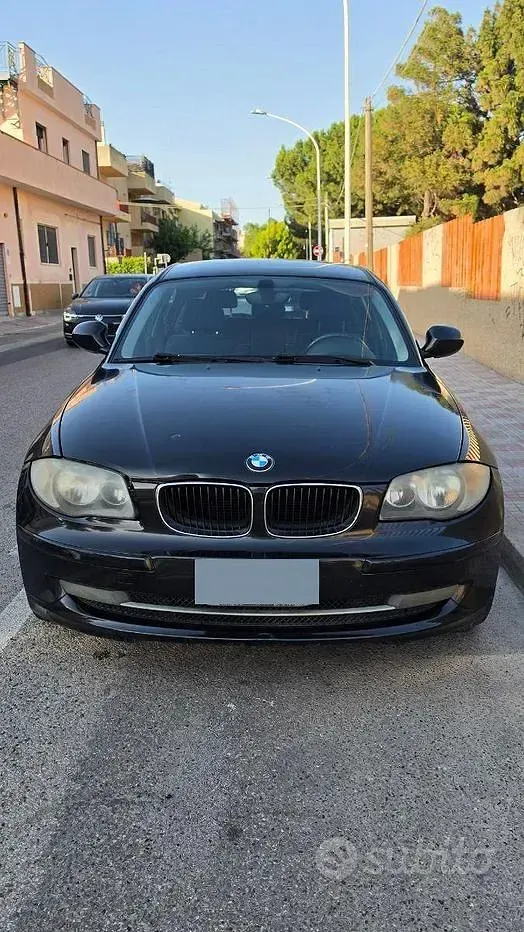 Usata BMW 116 116 CV (85 kW) 2009 Nero Utilitaria