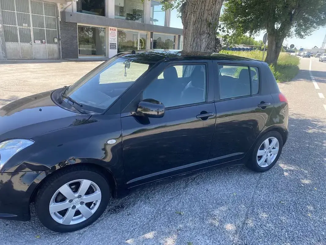 Usata Suzuki Swift GL 91 CV (66 kW) 2008 Nero Utilitaria