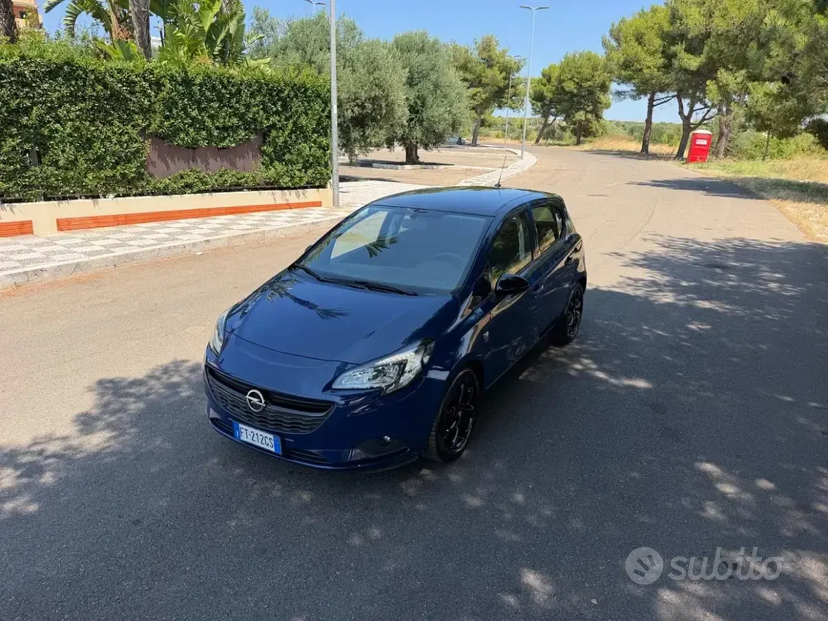 Usata Opel Corsa Sport 90 CV (66 kW) 2019 Bluazzurro Utilitaria