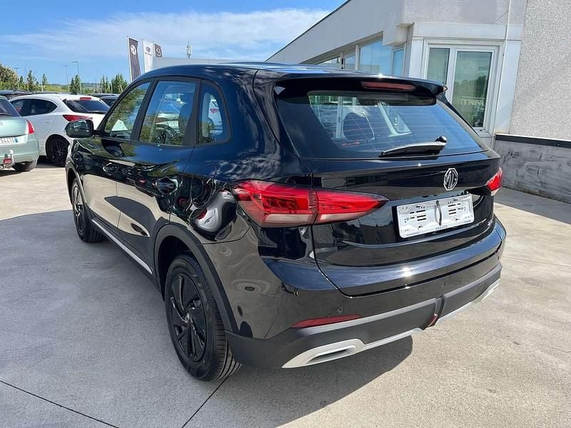 Nuova MG ZS 116 CV (85 kW) 2025 Nero Berlina