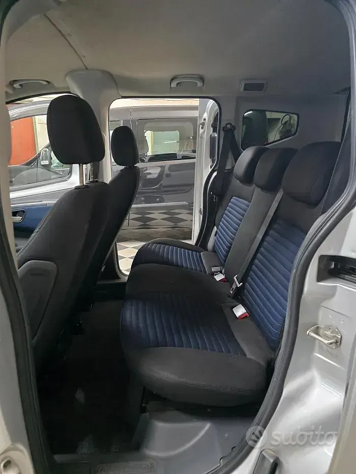 Usata Fiat Qubo Trekking 75 CV (55 kW) 2010 Grigio Monovolume