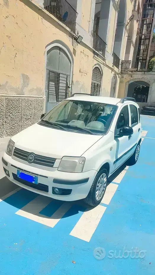 Usata Fiat Panda 69 CV (50 kW) 2006 Bianco Utilitaria