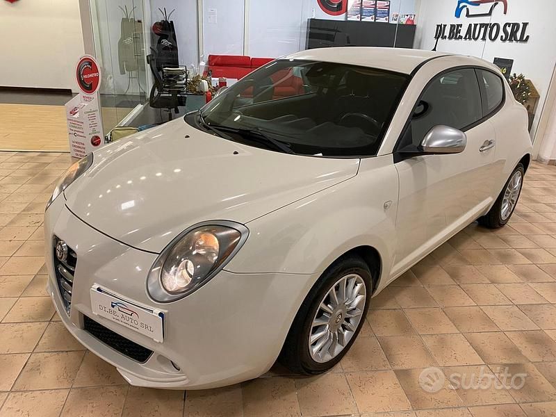 Usata Alfa Romeo MiTo Distinctive 85 CV (62 kW) 2014 Beige Utilitaria