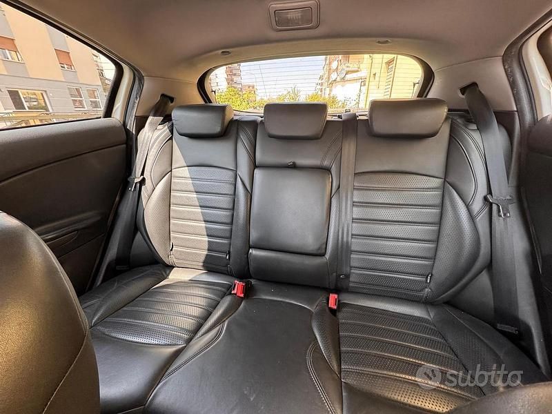 Usata Alfa Romeo Giulietta 150 CV (110 kW) 2016 Bianco Utilitaria