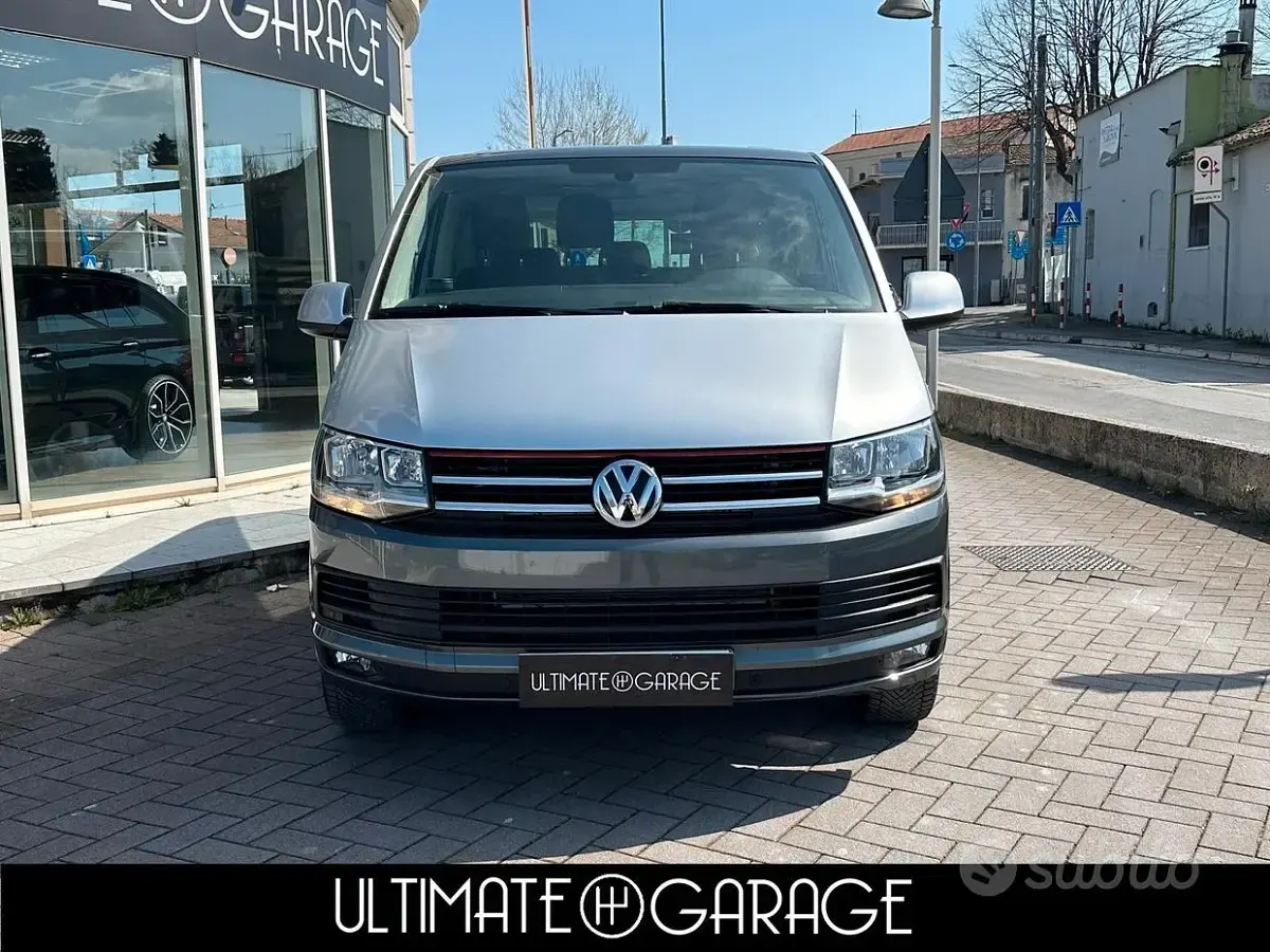 Usata VW Caravelle Comfortline 150 CV (110 kW) 2019 Grigio Furgone