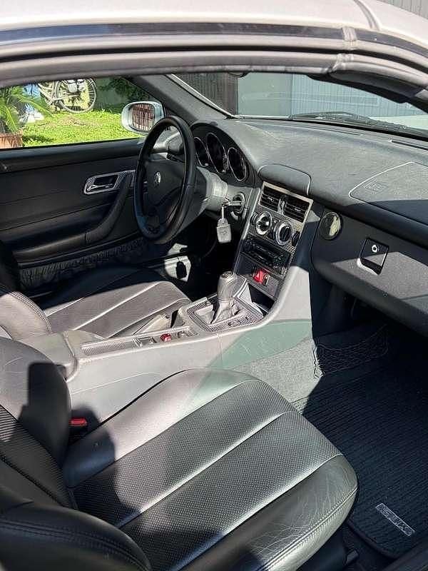 Usata Mercedes SLK200 163 CV (119 kW) 2002 Grigio Cabrio