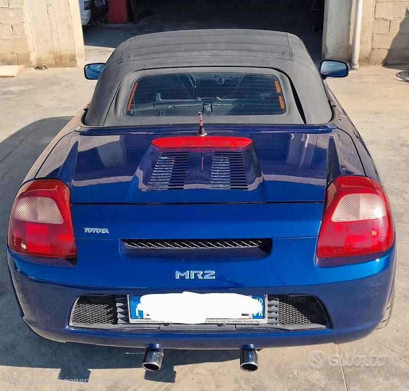 Usata Toyota MR2 140 CV (102 kW) 2001 Cabrio