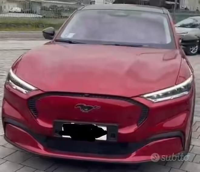 Usata Ford Mustang Mach-E 197 kW (268 CV) 2023 SUV
