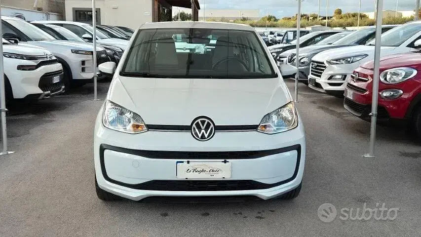 Usata VW up! Move 65 CV (47 kW) 2023 Bianco Utilitaria