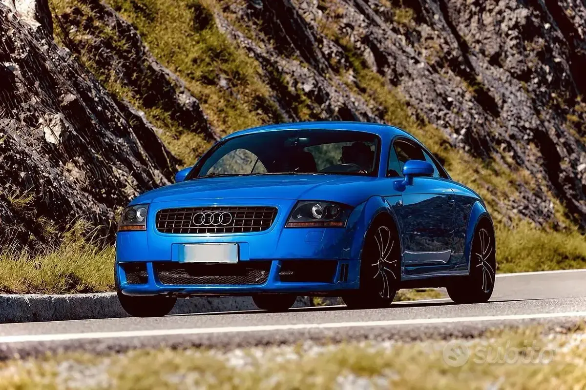 Usata Audi TT 225 CV (165 kW) 2002 Bluazzurro Coupé