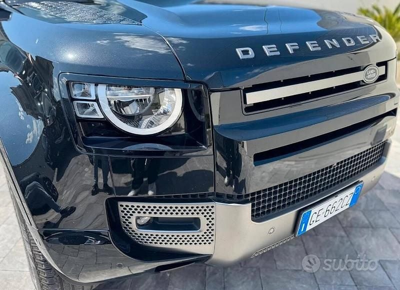 Usata Land Rover Defender SE Dynamic 200 CV (147 kW) 2021 Nero SUV