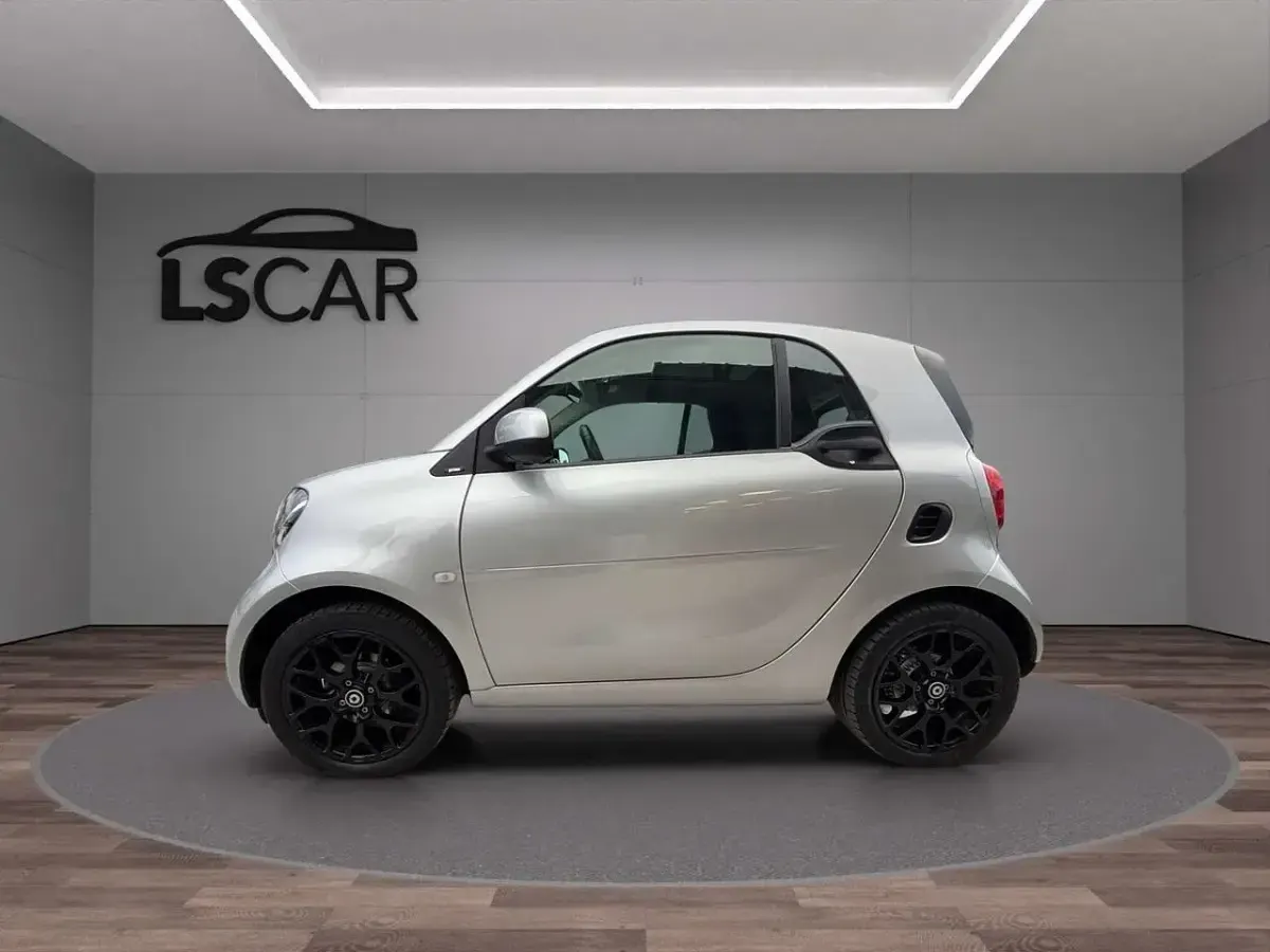 Usata Smart ForTwo Cabrio Prime 89 CV (65 kW) 2019 Giallo Cabrio