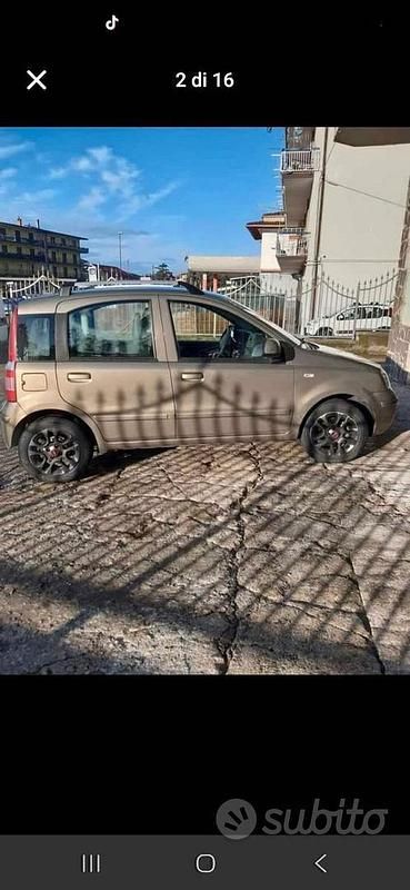 Usata Fiat Panda 60 CV (44 kW) 2012 Marrone Utilitaria