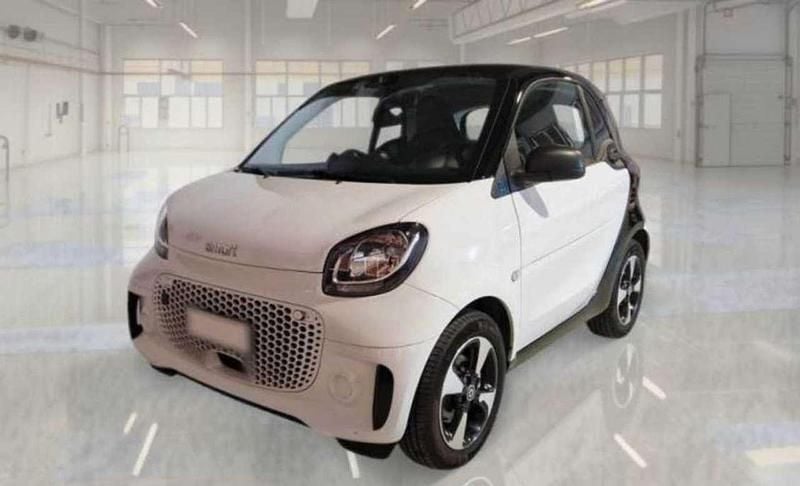 Bianco Usata 2023 Smart ForTwo Coupé Passion Due volumi | 13.800 € - Immagine 1/1