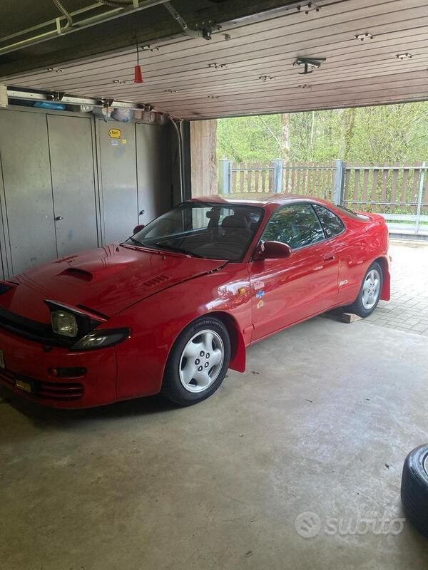 Usata Toyota Celica GT 250 CV (183 kW) 1989 Rosso Coupé