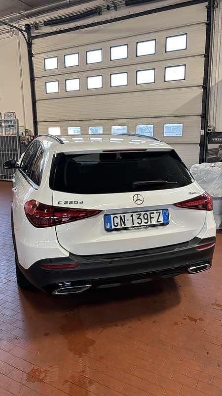 Usata Mercedes C220 Premium Plus 200 CV (147 kW) 2023 Station wagon