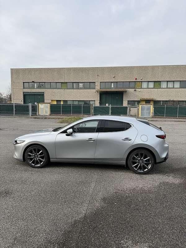 Usata Mazda 3 Exclusive 150 CV (110 kW) 2020 Argento Berlina