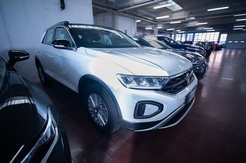 Usata 2023 VW T-Roc Life SUV | 17.900 € (Super prezzo) - Immagine 1/3
