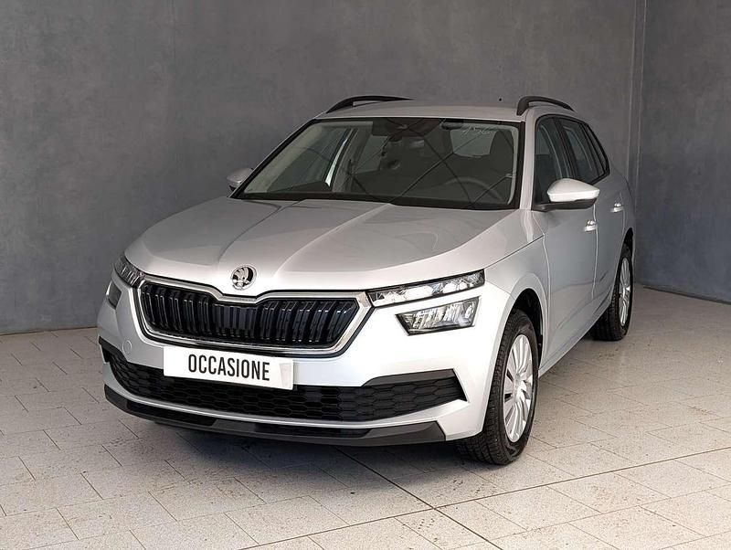 Argento Usata 2022 Skoda Kamiq Ambition SUV | 12.980 € (Super prezzo) - Immagine 1/3