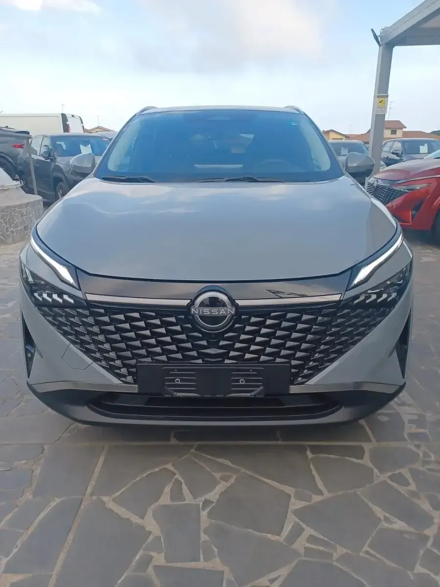 Usata Nissan Qashqai N-Connecta 190 CV (139 kW) 2025 Grigio SUV