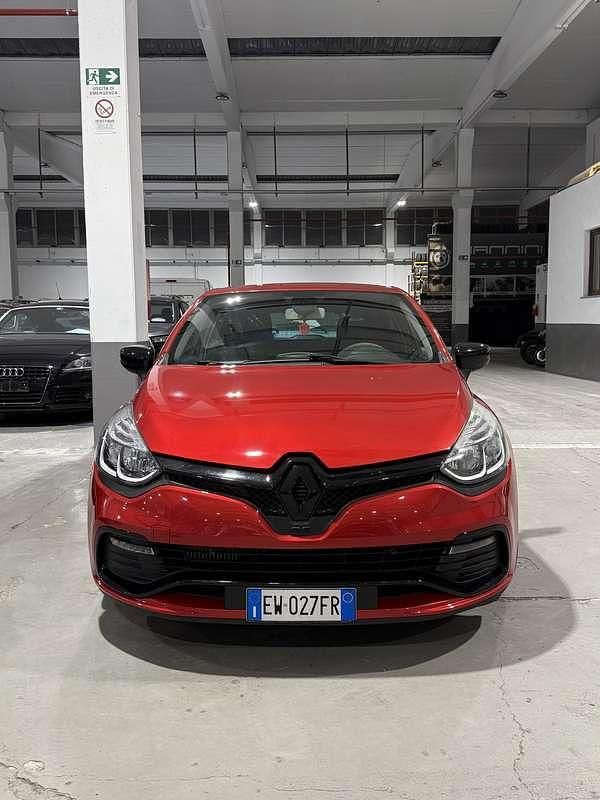 Usata Renault Clio IV R.S. 200 CV (147 kW) 2014 Berlina