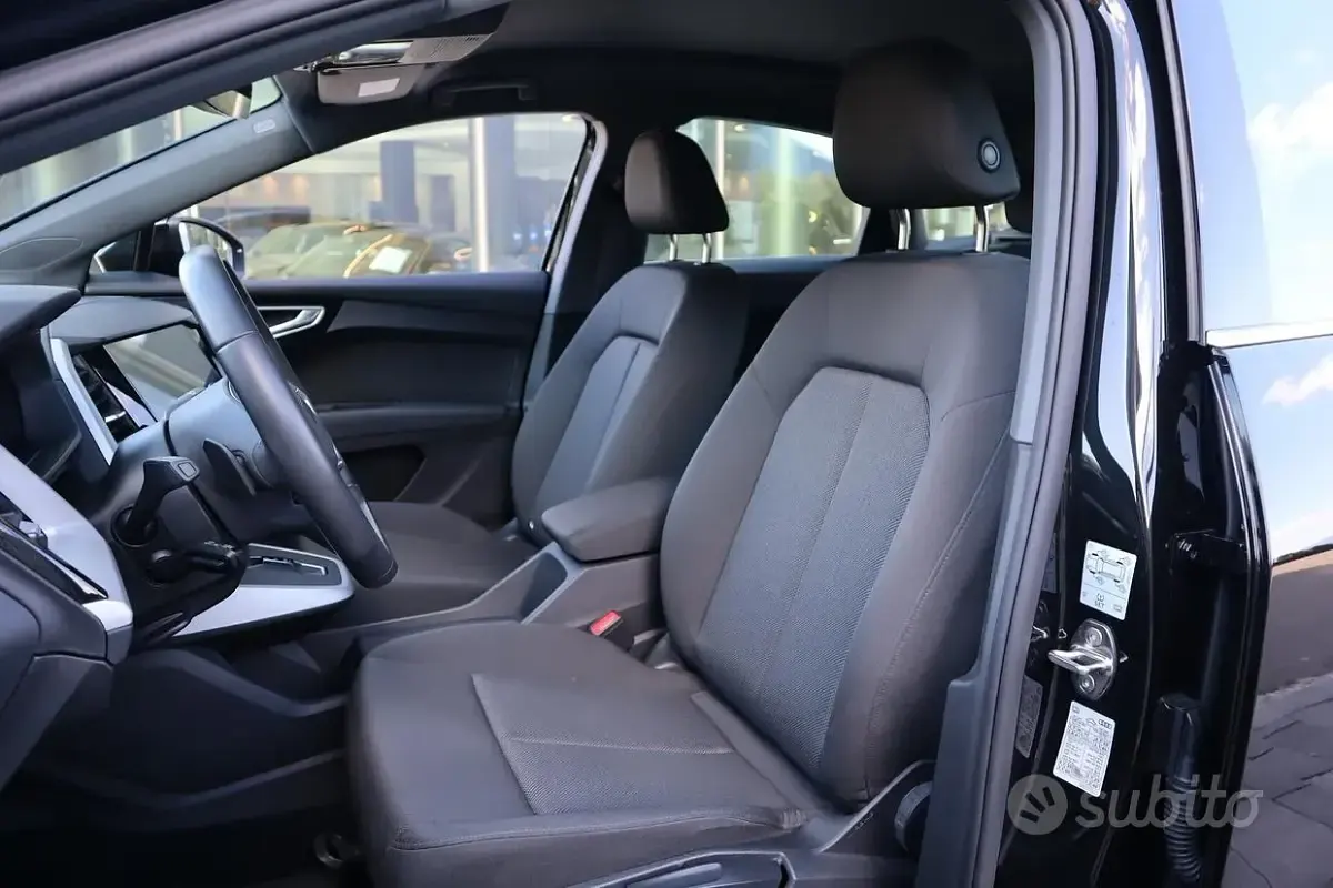 Usata Audi Q4 e-tron S-Line 77 kW (105 CV) 2022 Nero SUV