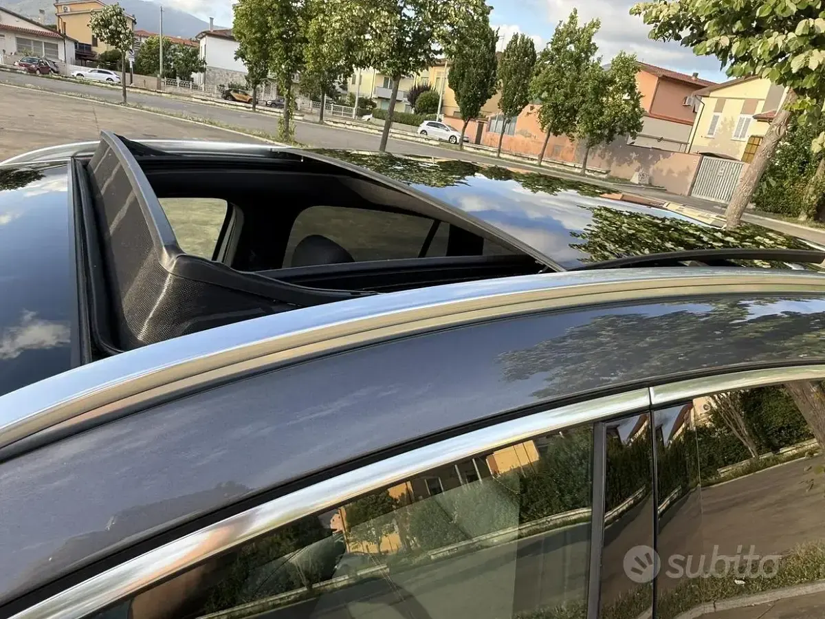 Usata Mercedes GLA200 136 CV (100 kW) 2025 Grigio SUV