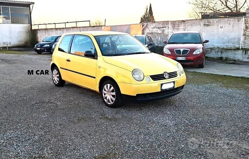 Usata VW Lupo Trendline 50 CV (36 kW) 2000 Giallo Utilitaria