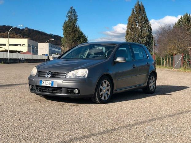 Usata VW Golf IV Sportline 93 CV (68 kW) 2006 Grigio Berlina