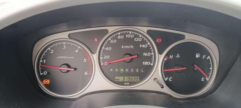 Usata Isuzu D-Max 131 CV (96 kW) 2007 Bronzo SUV