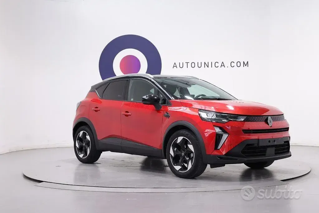 Usata Renault Captur Techno 101 CV (74 kW) 2025 Rosso SUV