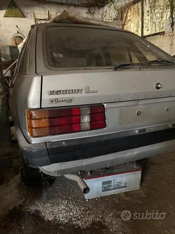 Usata Ford Escort 1980 Grigio Berlina