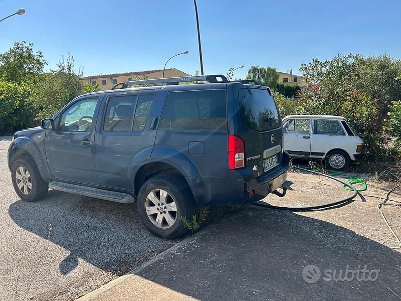 Usata Nissan Pathfinder 174 CV (127 kW) 2005 SUV
