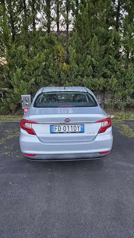 Usata Fiat Tipo Opening Edition 120 CV (88 kW) 2016 Argento Berlina