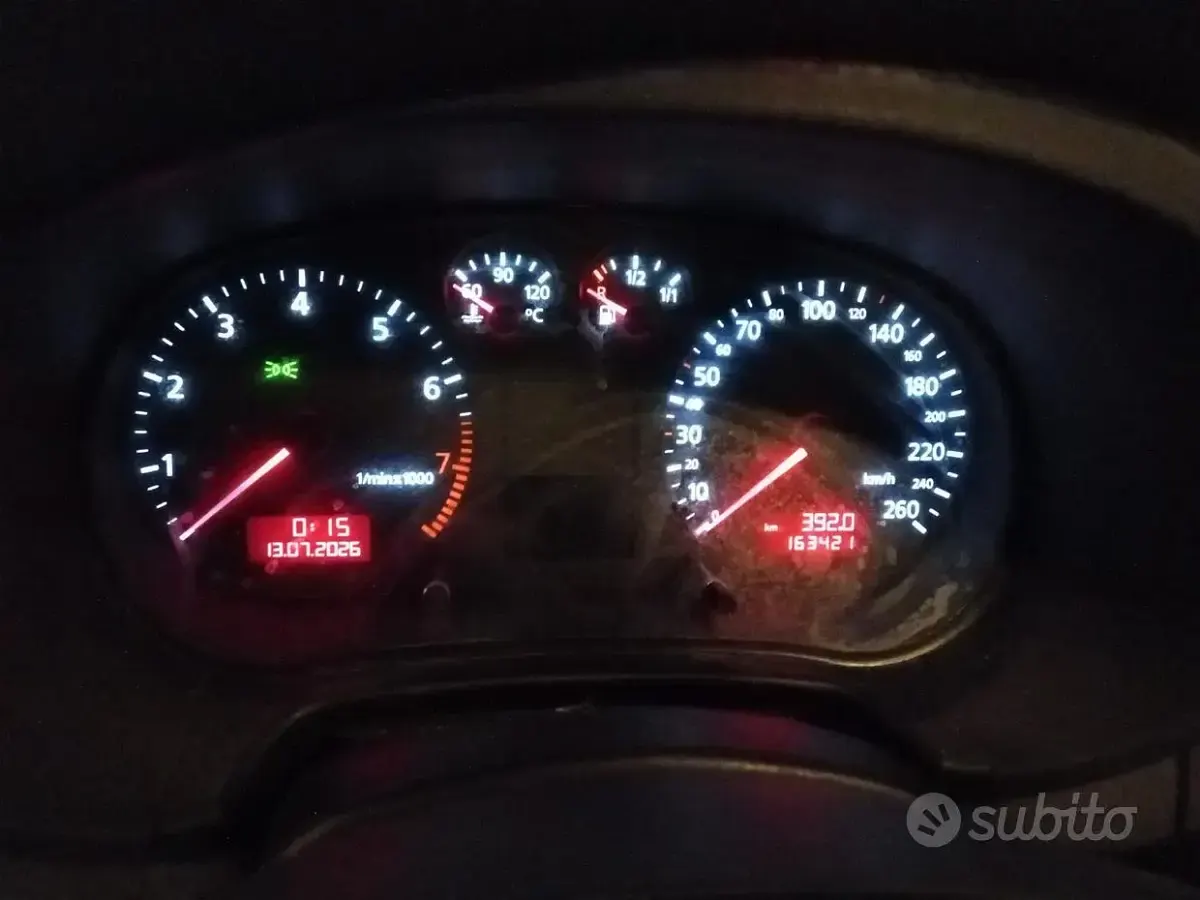 Usata Audi A3 102 CV (75 kW) 2000 Grigio Utilitaria