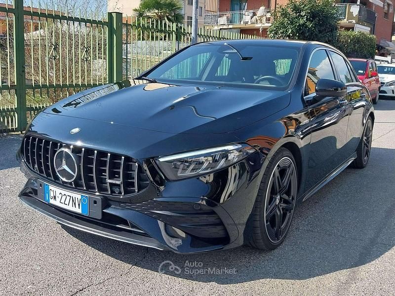 Begagnad Mercedes A35 AMG AMG 306 HK (225 kW) 2024 Svart Sedan