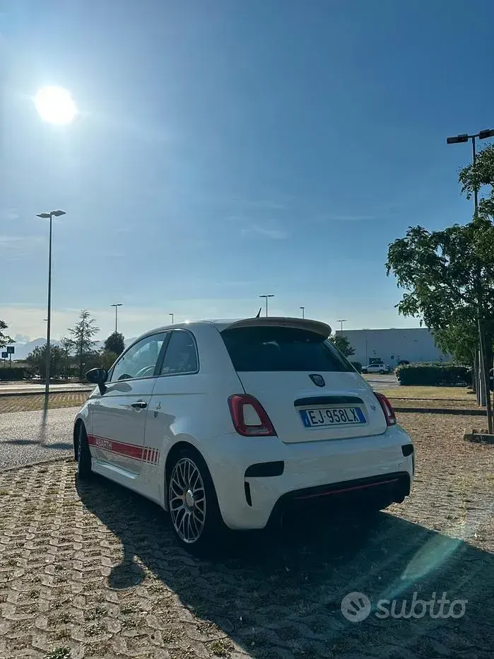 Usata Abarth 500 135 CV (99 kW) 2011 Bianco Berlina