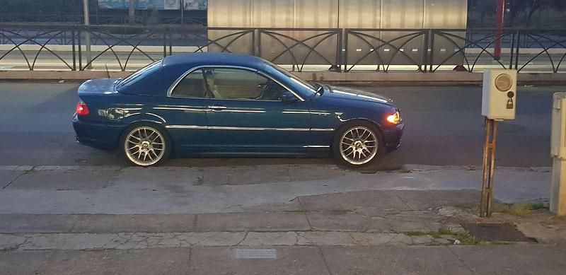 Usata BMW 320 Cabriolet 170 CV (125 kW) 2001 Blu/azzurro Cabrio