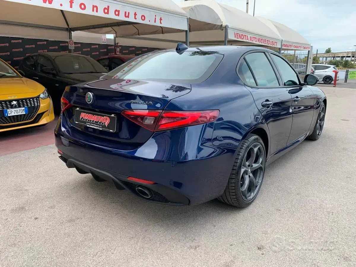 Usata Alfa Romeo Giulia Veloce 280 CV (205 kW) 2020 Blu/azzurro Berlina