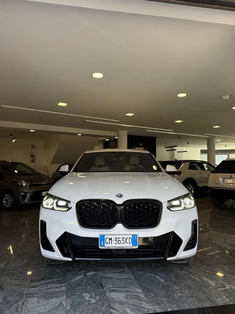 Usata BMW X4 M Sport 190 CV (139 kW) 2023 Bianco SUV