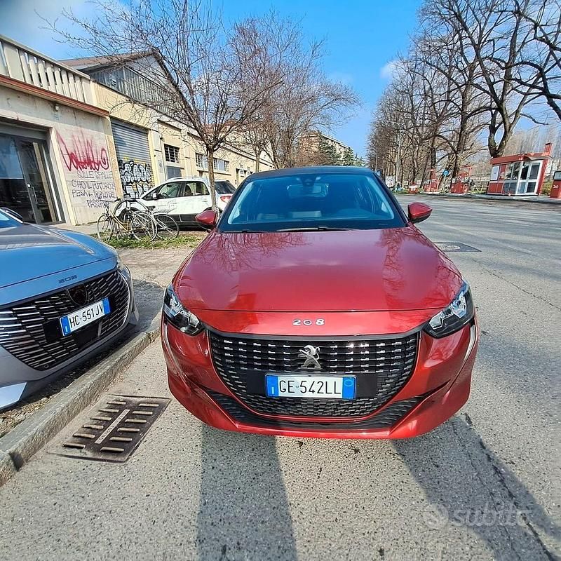 Usata Peugeot 208 100 CV (73 kW) 2021 Rosso Utilitaria