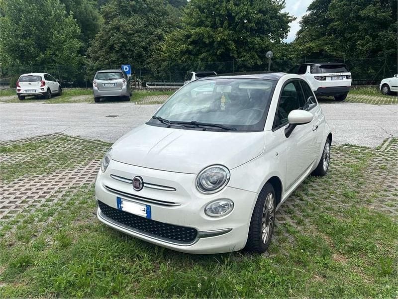 Bianco Usata 2015 Fiat 500 Lounge Due volumi | 8400 € (Buon prezzo) - Immagine 1/4