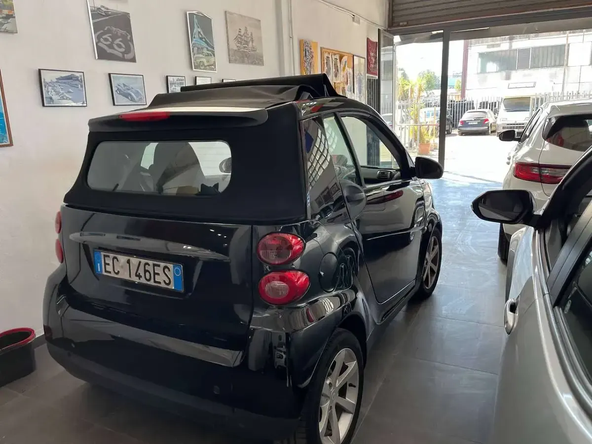 Usata Smart ForTwo Cabrio Pulse 71 CV (52 kW) 2010 Nero Cabrio