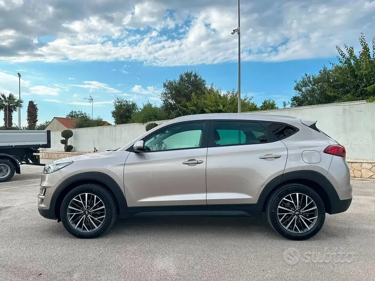 Usata Hyundai Tucson 136 CV (100 kW) 2019 Grigio SUV