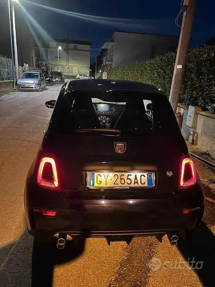 Usata Abarth 695 180 CV (132 kW) 2025 Nero Utilitaria